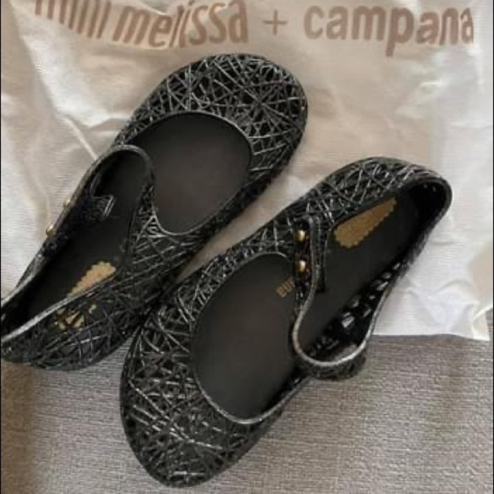NIB Mini Melissa Campana size 9